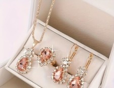 Elegant women fashion for sale  Fairport