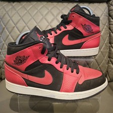 TÊNIS NIKE AIR JORDAN 1 MÉDIO "REVERSE BRED" (554724 054) comprar usado  Enviando para Brazil