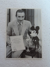 1986 walt disney d'occasion  Expédié en Belgium