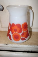 Pichet vintage arcopal d'occasion  Chameyrat