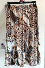 Jupe beige marron d'occasion  Lavelanet