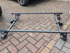 Thule roof bar for sale  WARRINGTON