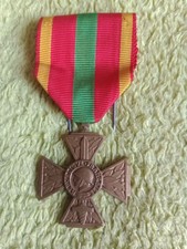 Ancienne médaille croix d'occasion  L'Hôpital