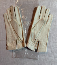 Paire gants jonquet d'occasion Paire gants jonquet d'occasion  Briare