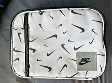 Lancheira Nike Fuel Pack Isolada – Design de Capa Dura – Cor Branco – Durável comprar usado  Enviando para Brazil