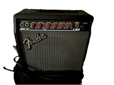 Fender guitar amplifier usato  Cave