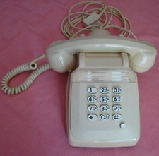 Telephone socotel ivoire d'occasion  Chauvigny