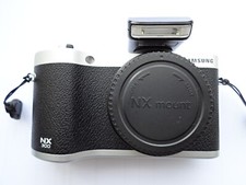 Superb samsung nx300 for sale  LUTON