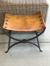 Antiguo taburete plegable de hierro forjado y cuero estilo Morgan Cole segunda mano  Embacar hacia Mexico