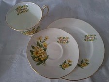 Sammeltassen set 3 gebraucht kaufen  Hötensleben