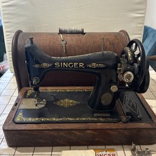 Singer sewing machine for sale  MORDEN