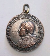 Medaglia giubileo sacerdotale usato  Poggibonsi