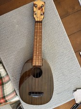 Hawaiian made walnut d'occasion  Expédié en Belgium
