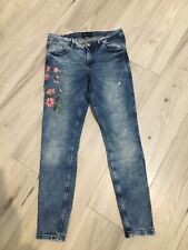 Mohito women's jeans with floral embroidery, size L na sprzedaż  PL