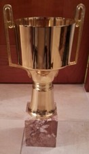 Coppa trofeo metallo usato  Cuneo