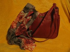 Neuwertige rote tasche gebraucht kaufen Neuwertige rote tasche gebraucht kaufen  Deutschland