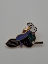 Broche de broche de lapela esmaltado Bunny Potter On A Broom comprar usado  Enviando para Brazil
