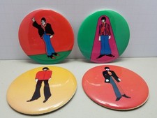 Vintage Beatles Yellow Submarine Pinback Botão Conjunto Completo de 4 Promo 1968 comprar usado Vintage Beatles Yellow Submarine Pinback Botão Conjunto Completo de 4 Promo 1968 comprar usado  Enviando para Brazil