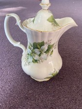 Royal albert trillium for sale  READING