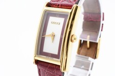 Vintage GUCCI 2600L Relógio Feminino Quartzo Dourado Mostrador Vermelho Excelente+++++ Do JAPÃO comprar usado  Enviando para Brazil