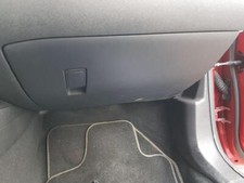 Cassetto portaoggetti per usato  Ferrara