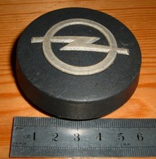 Opel wheel centre for sale  WOKINGHAM