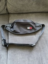 Tommy hilfiger gürteltasche gebraucht kaufen  Friedrichstadt