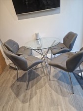 Round glass dining for sale  SOUTH OCKENDON