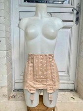 Beau corset gaine d'occasion  Les Pavillons-sous-Bois