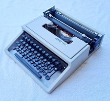 Macchina scrivere vintage usato  Asti