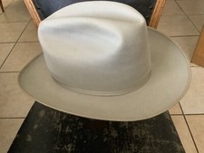 vintage fur hat for sale vintage fur hat for sale Saint George