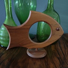 Arte de escultura de peces estilizados tallados en madera MCM con inserto de vidrio segunda mano  Embacar hacia Mexico