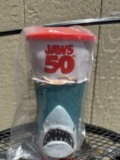 Copo Jaws 50º Aniversário NOVO Selado 2025 Gripper 32oz Grande Tubarão Branco, usado comprar usado  Enviando para Brazil