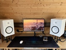 Hs8 studio monitor for sale  NEW MALDEN