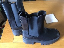 Pull beat boots for sale  HAWICK