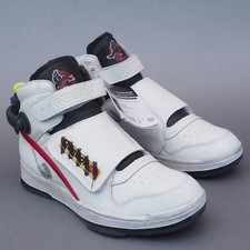 Deadstock 2020 Reebok Alien Stomper Mid Ghost Busters Biały FY2106 Men Us9 na sprzedaż  Wysyłka do Poland