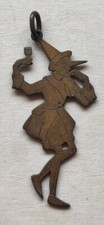 Distintivo pinocchio collodi usato  Roma