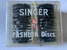 Usado, Discos da moda Singer completos 26 câmeras planas caixa de plástico original comprar usado  Enviando para Brazil