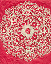 Round doily lace d'occasion  Expédié en Belgium
