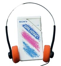 Receptor de radio FM Sony Walkman de colección SRF-16W con clip de cinturón - color arco iris segunda mano  Embacar hacia Argentina