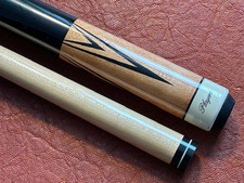 Player pool cue for sale  Minneapolis