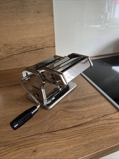 Nudelmaschine manuell kaum gebraucht kaufen  Niederkrüchten