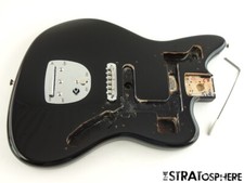 Guitarra Fender Vintera II 70s RI Jaguar BODY + HARDWARE 1970s Alder preta comprar usado  Enviando para Brazil