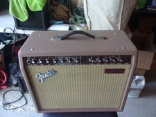 Excellent fender acoustasonic for sale  Reynoldsville