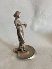 Vide poche étain argenté Art Nouveau Femme Lady jugendstil pewter sculpture WMF na sprzedaż Vide poche étain argenté Art Nouveau Femme Lady jugendstil pewter sculpture WMF na sprzedaż  Wysyłka do Poland
