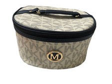 Bolsa organizadora de viagem Michael Kors monograma vaidade trem estojo maquiagem azul marinho/branco comprar usado Bolsa organizadora de viagem Michael Kors monograma vaidade trem estojo maquiagem azul marinho/branco comprar usado  Enviando para Brazil