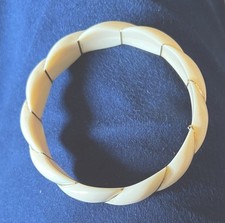 Bracciale rigido resina usato  Reggio Calabria