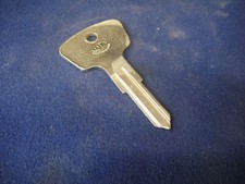 Key blank wt6 for sale Key blank wt6 for sale  PETERBOROUGH