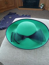 Beautiful ladies wide for sale Beautiful ladies wide for sale  SHEFFIELD