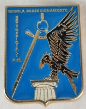 Distintivo scuola perfezioname usato  Roma
